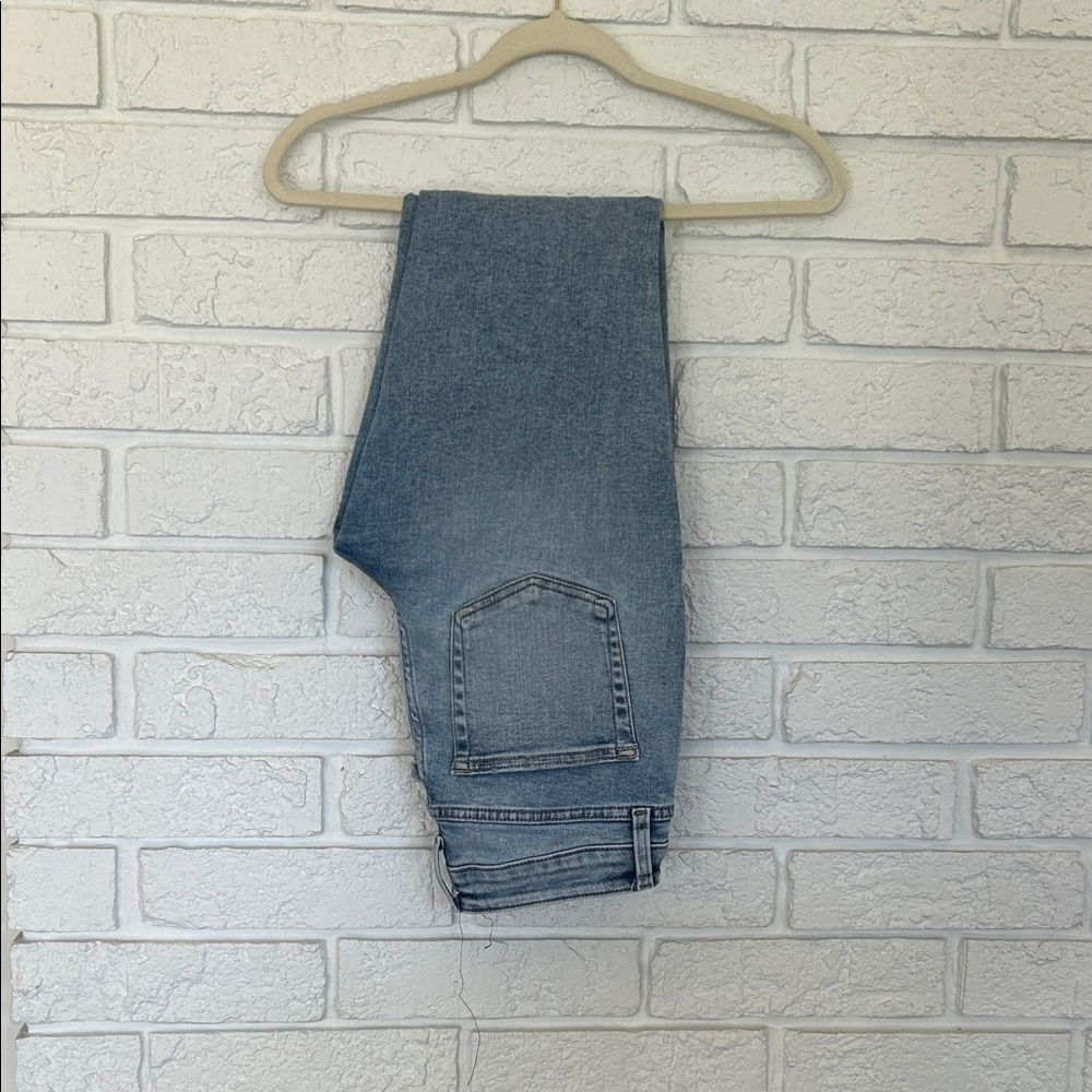 Edge Light Blue Women's Straight Leg Jeans